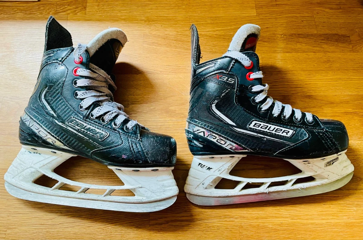 Patins de hockey sur glace Bauer X3.5 taille 36 - Hockey sur Glace d'occasion à Beauzelle