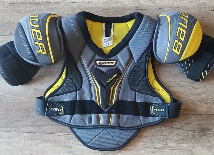 Plastron Bauer Supreme s150 taille Senior M - Hockey sur Glace d'occasion à Caen
