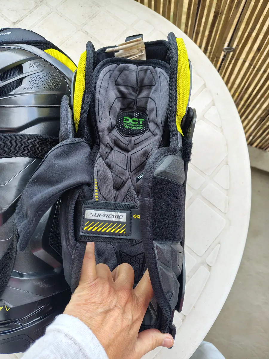 Jambières Bauer Suprême Mach 13 pouces 33 cm taille 13 - Roller Hockey d'occasion à Nantes