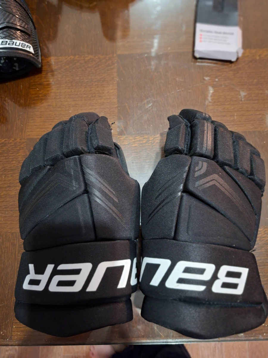 Gants Bauer taille 14